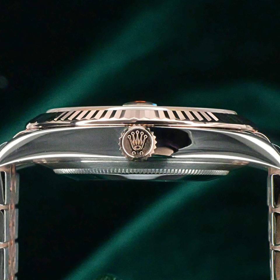 Rolex | Datejust | 126331 | Steel | 41 mm | Gold/Steel | Silver | Automatic