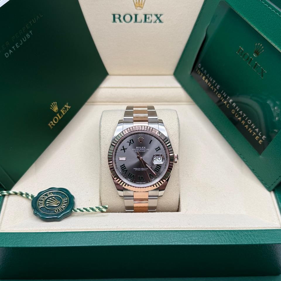 Rolex | Datejust | 126331 | Rose gold | 41 mm | Rose gold | Grey | Automatic