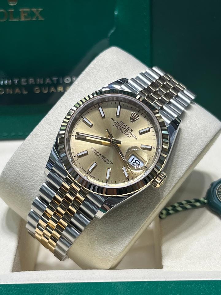 Rolex | Datejust | 126233 | Gold/Steel | 36mm mm | Gold/Steel | Champagne | Automatic