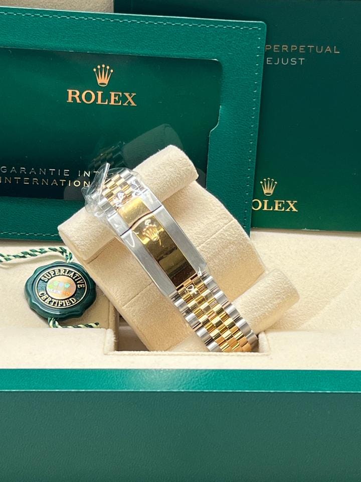 Rolex | Datejust | Rolex 126233 Datejust 36mm  White Roman Dial Jubilee band | Gold/Steel | 36mm mm | Gold/Steel | White | Automatic