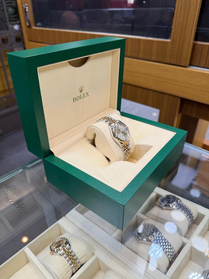 Rolex | Datejust | 178343 | Gold/Steel | 31 mm | Gold/Steel | Silver | Automatic