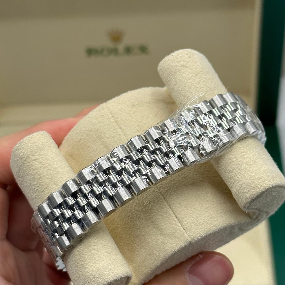 Rolex | Datejust | 278274 NG WHITE JUB | Steel | 31 mm | Steel | Silver | Automatic