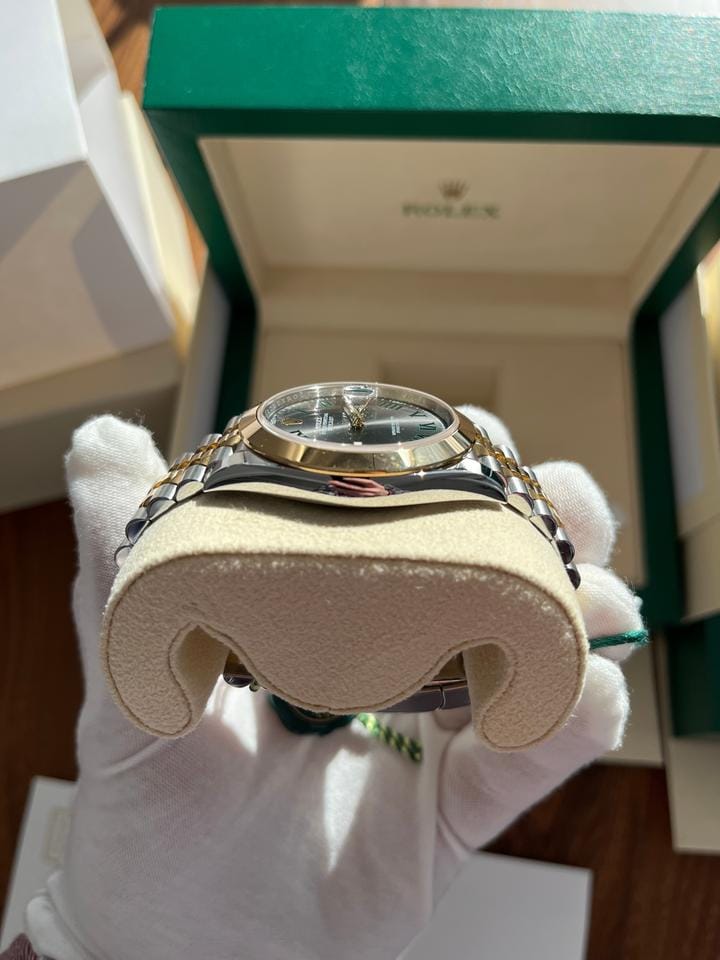 Rolex | Datejust | 126303 | Yellow gold | 41 mm | Gold/Steel | Grey | Automatic