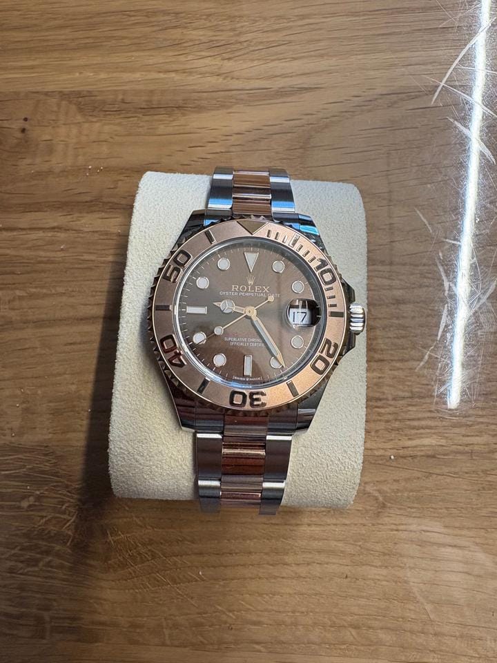 Rolex | Yacht-Master | 268621 | Rose gold | 37 mm | Gold/Steel | Brown | Automatic