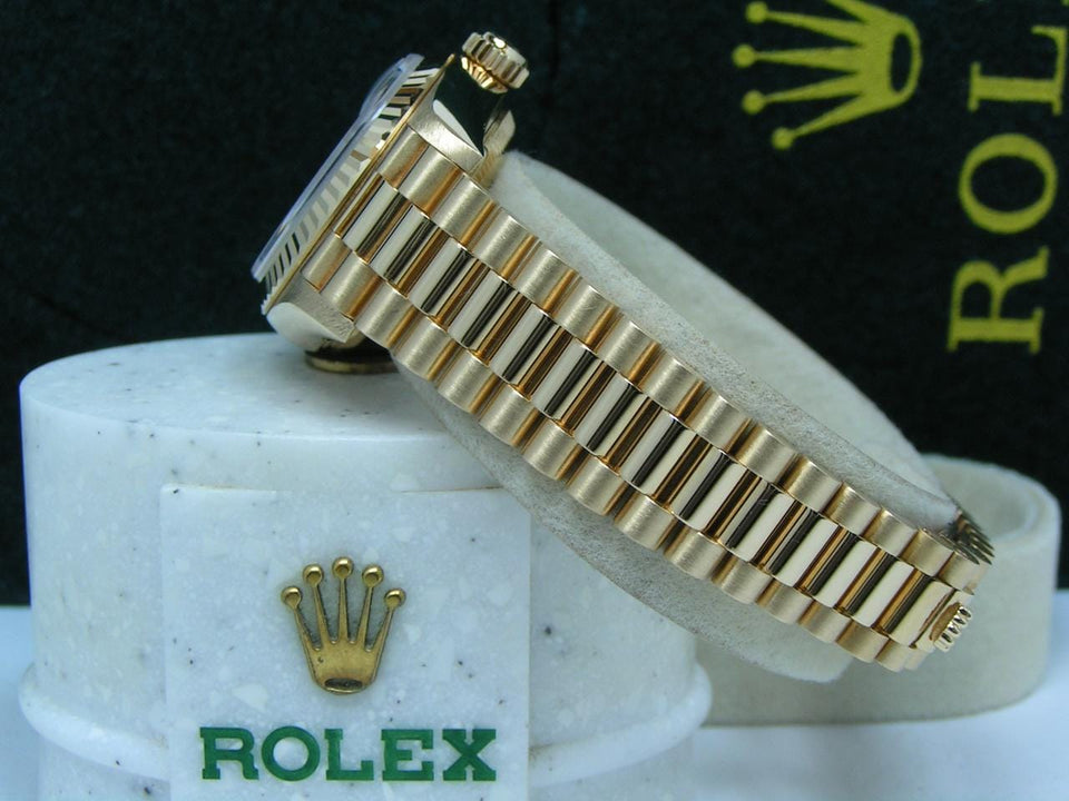 Rolex | Datejust | 69178 | Yellow gold | 26 mm | Yellow gold | Blue | Automatic