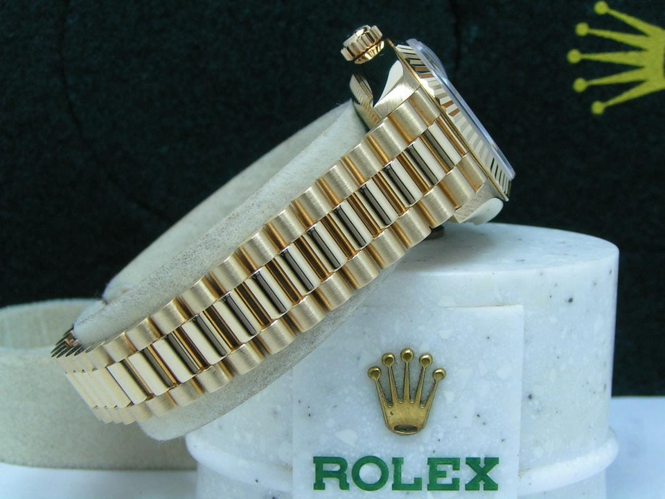 Rolex | Datejust | 69178 | Yellow gold | 26 mm | Yellow gold | Blue | Automatic