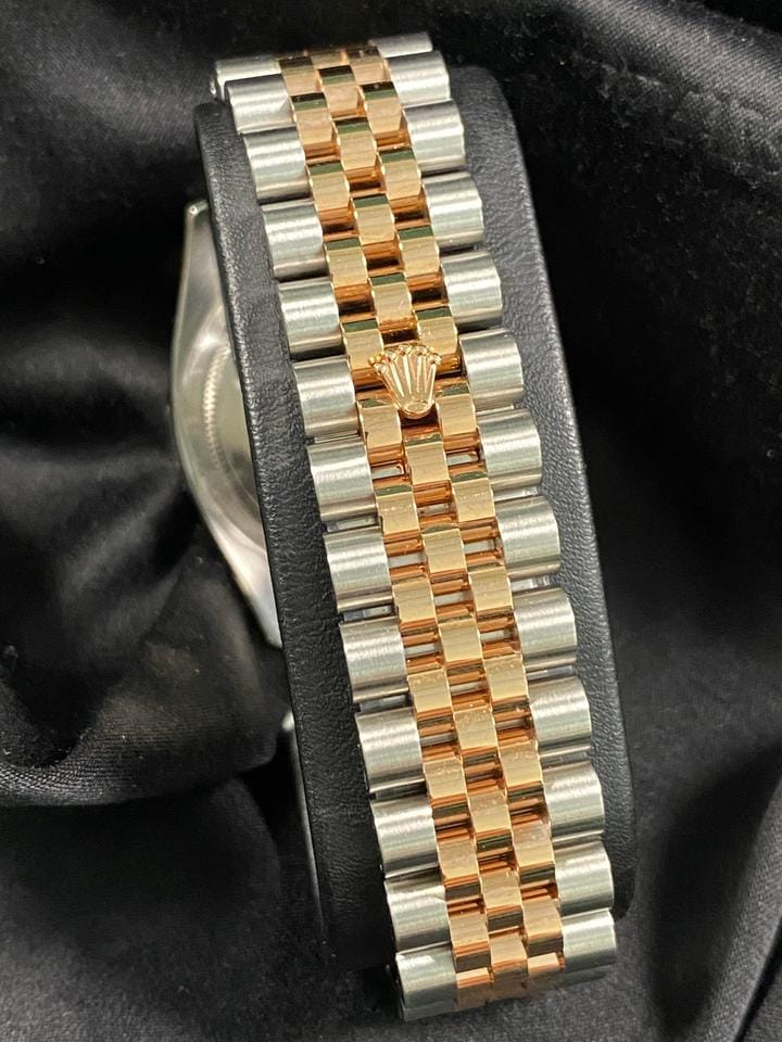 Rolex | Datejust | 116231 | Gold/Steel | 36 mm | Gold/Steel | Mother of pearl | Automatic