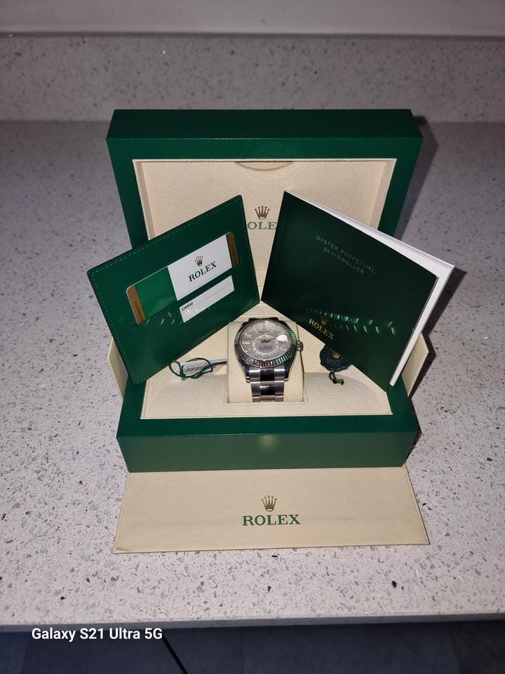 Rolex | Sky-Dweller | 326934 | 42 mm | Steel | Automatic