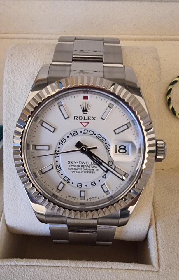 Rolex | Sky-Dweller | 326934 | 42 mm | Steel | Automatic