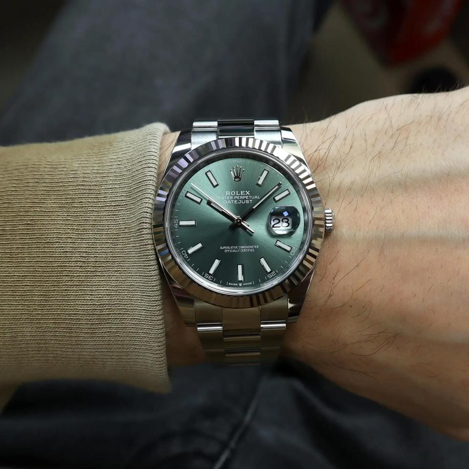 Rolex | Datejust | 126334-0027 | Steel | 41 mm | Steel | Green | Automatic