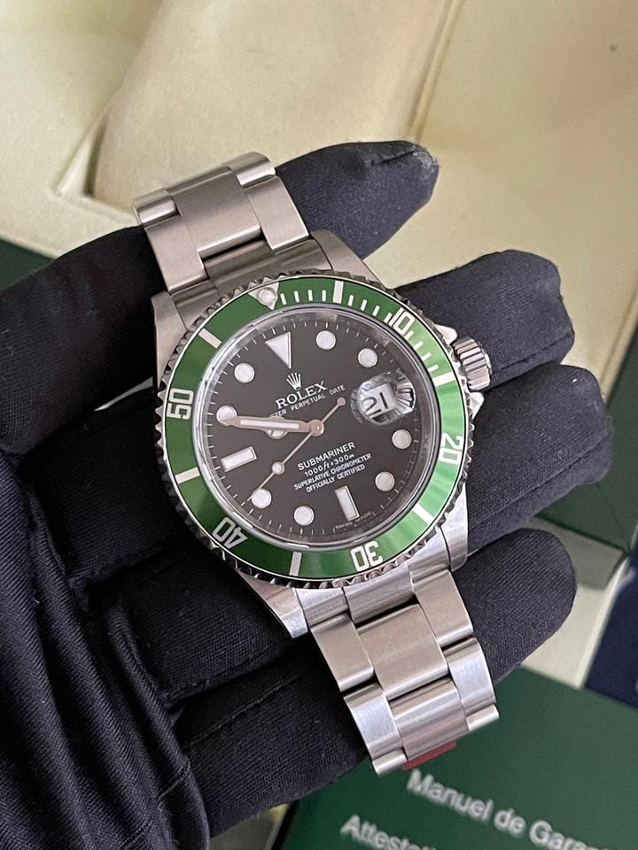 Rolex | Submariner | 16610LV | Steel | 40 mm | Steel | Green | Automatic