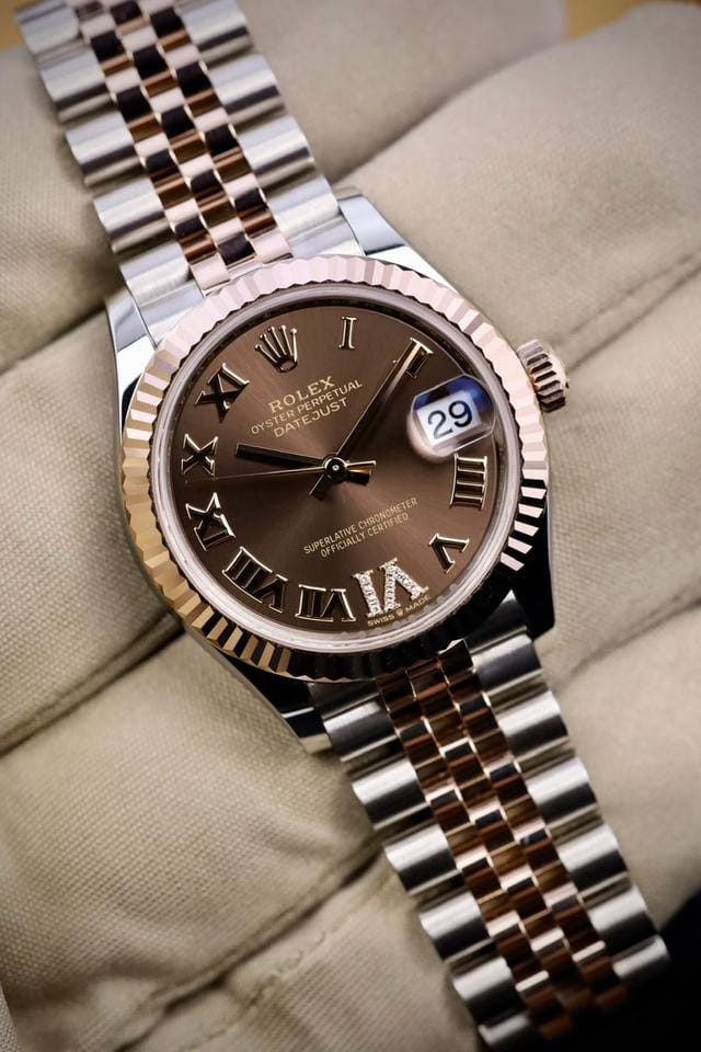Rolex | Datejust | 278271 | Steel | 31 x 37 mm | Gold/Steel | Brown | Automatic