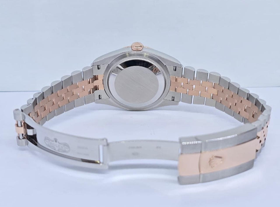 Rolex | Datejust | 126231 | Gold/Steel | 36 mm | Gold/Steel | Mother of pearl | Automatic