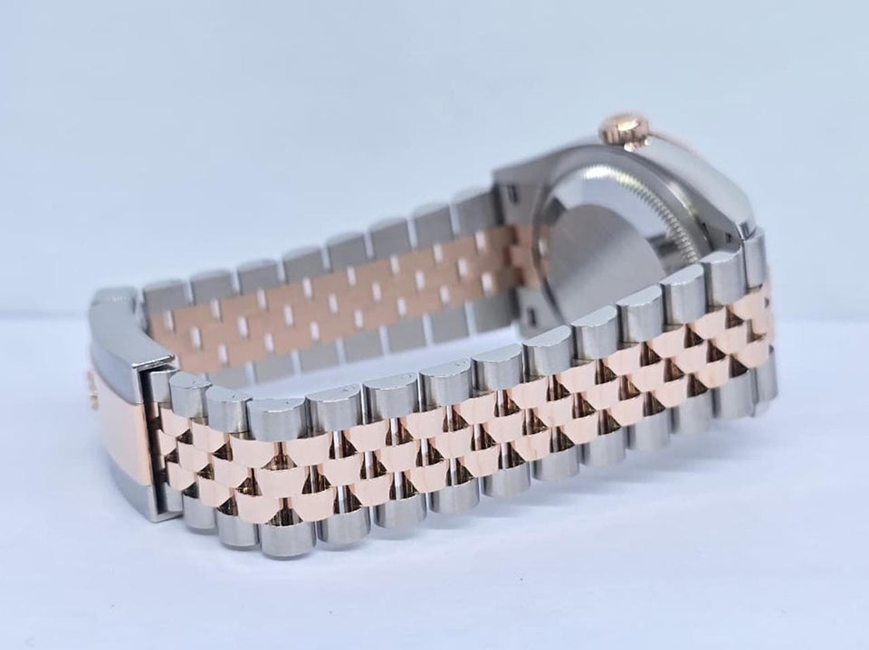 Rolex | Datejust | 126231 | Gold/Steel | 36 mm | Gold/Steel | Mother of pearl | Automatic