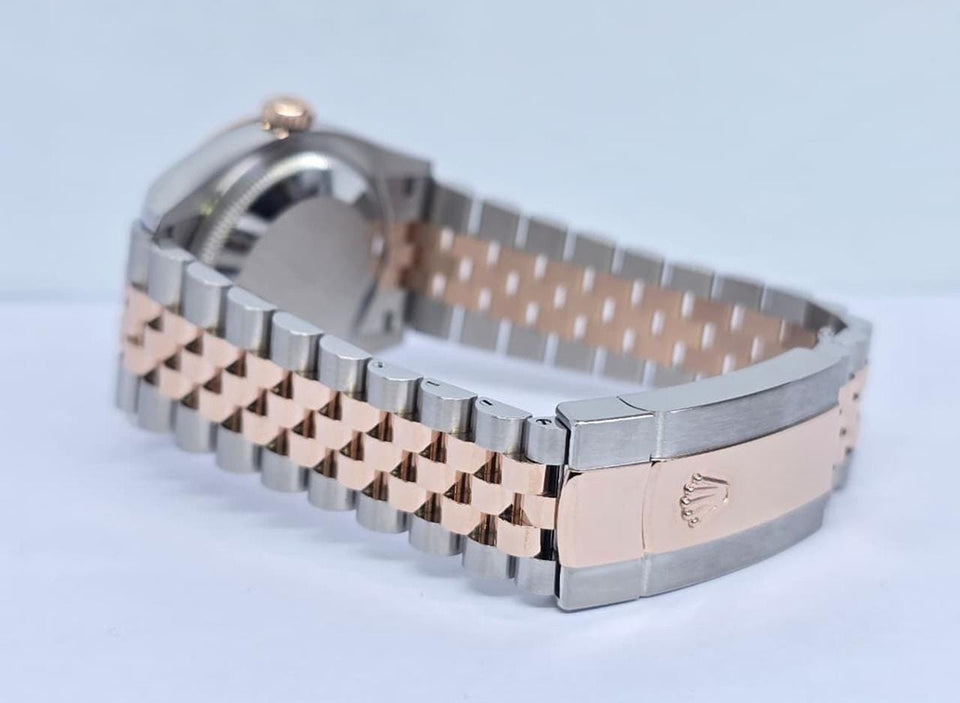 Rolex | Datejust | 126231 | Gold/Steel | 36 mm | Gold/Steel | Mother of pearl | Automatic