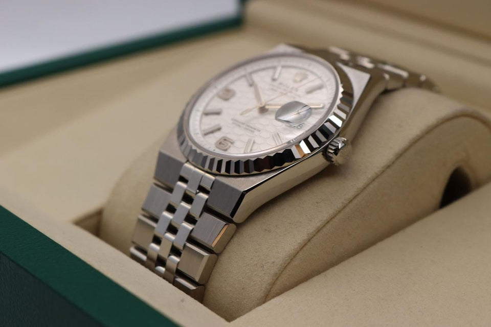 Rolex | Land-Dweller | 127234-0001 | Gold/Steel | 36 mm | White