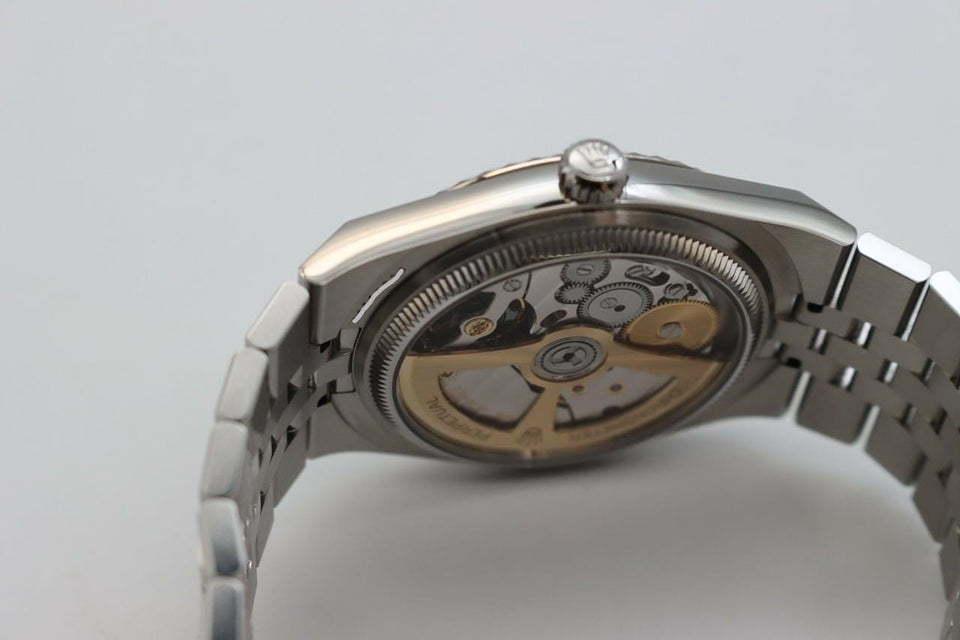 Rolex | Land-Dweller | 127234-0001 | Gold/Steel | 36 mm | White