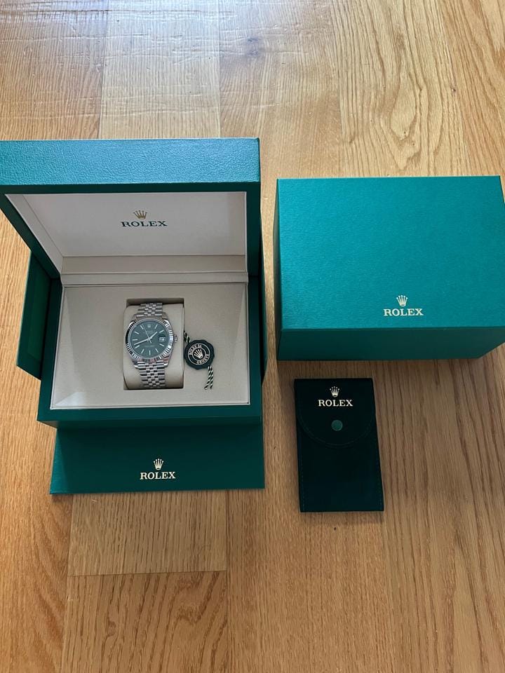 Rolex | Datejust | 126334 | White gold and steel | 41 mm | White gold | Green | Automatic
