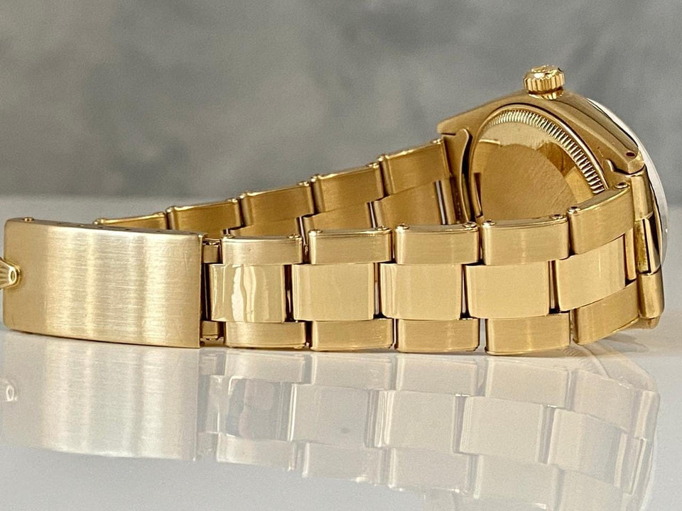 Rolex | Oyster Perpetual | 1005 | Yellow gold | 34 mm | Yellow gold | Silver | Automatic