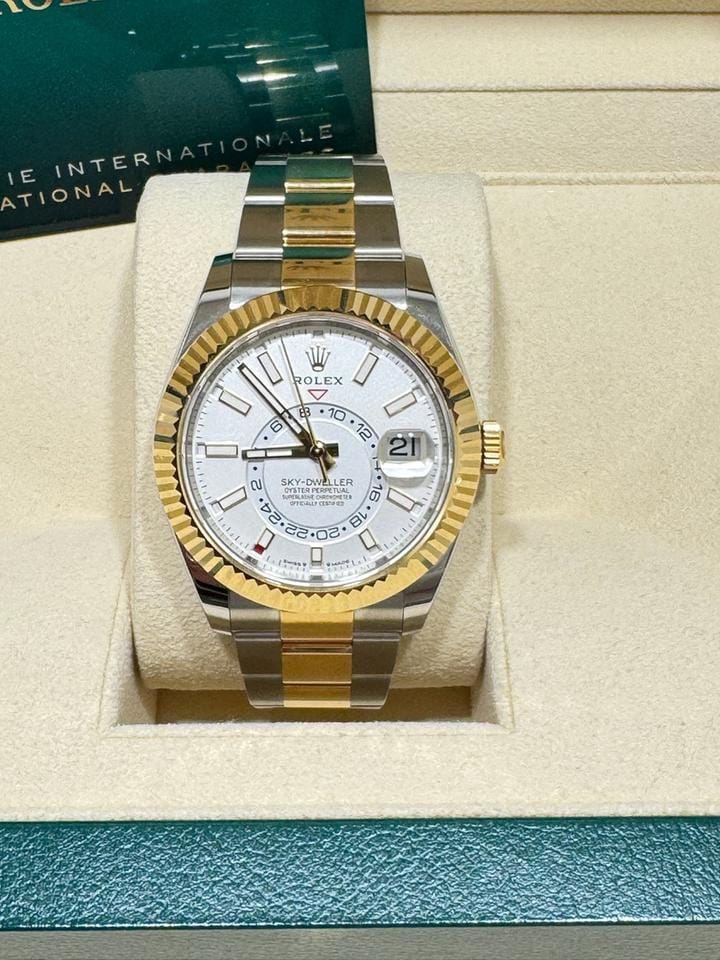Rolex | Sky-Dweller | 336933 | Gold/Steel | 42 mm | Gold/Steel | White | Automatic