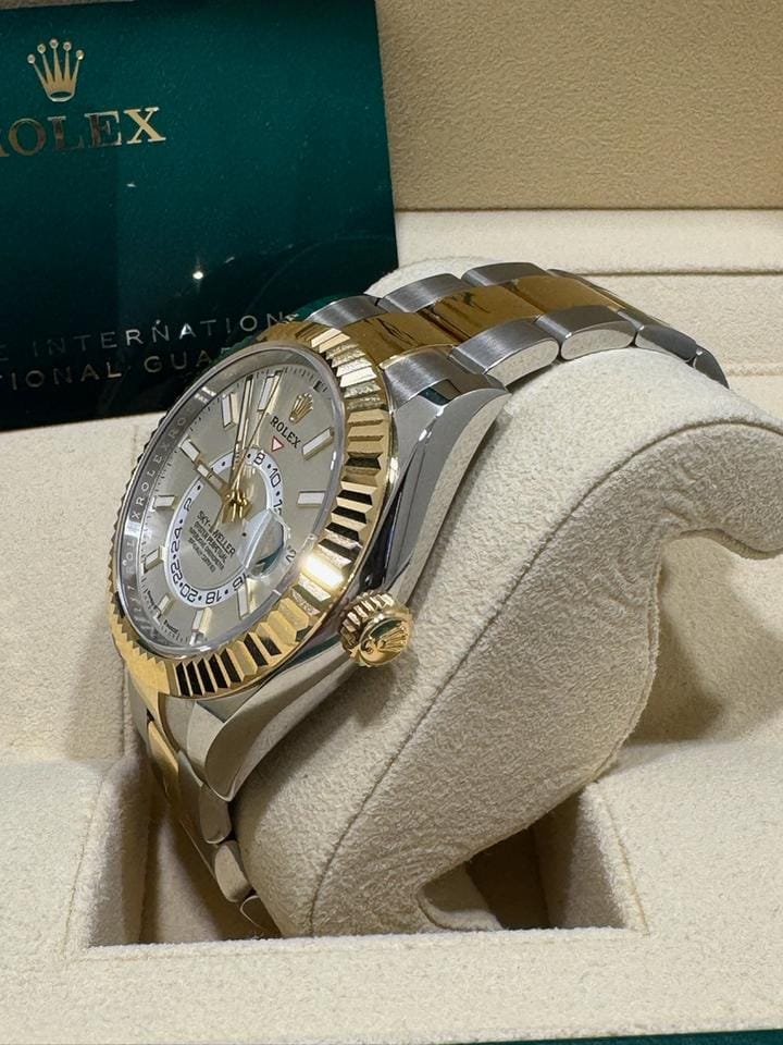Rolex | Sky-Dweller | 336933 | Gold/Steel | 42 mm | Gold/Steel | White | Automatic