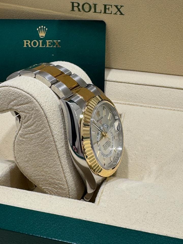 Rolex | Sky-Dweller | 336933 | Gold/Steel | 42 mm | Gold/Steel | White | Automatic