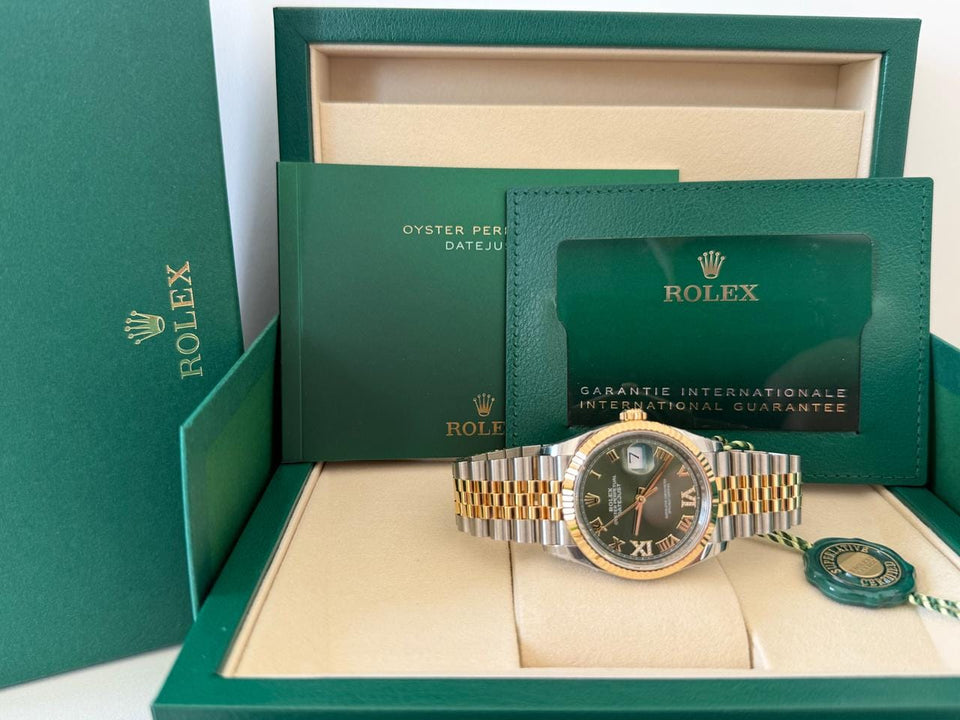Rolex | Datejust | Rolex Datejust 36 Green Dial 126233 | Gold/Steel | 36 mm | Gold/Steel | Green | Automatic