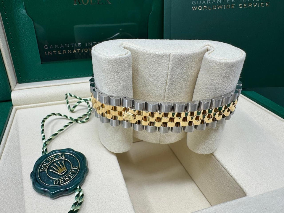 Rolex | Datejust | 0004735700 450014877424 | 31 mm | Gold/Steel | Green | Automatic