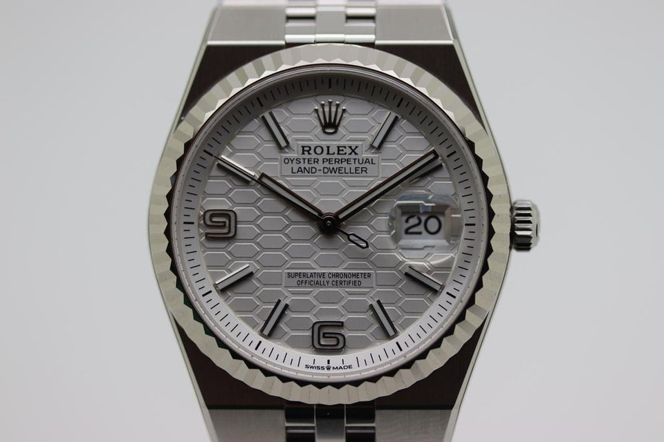 Rolex | Land-Dweller | 127234 | White gold | 36 mm | Steel | White | Automatic