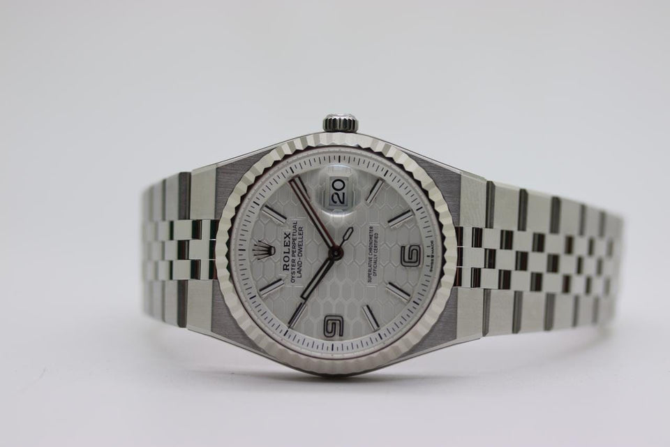 Rolex | Land-Dweller | 127234 | White gold | 36 mm | Steel | White | Automatic