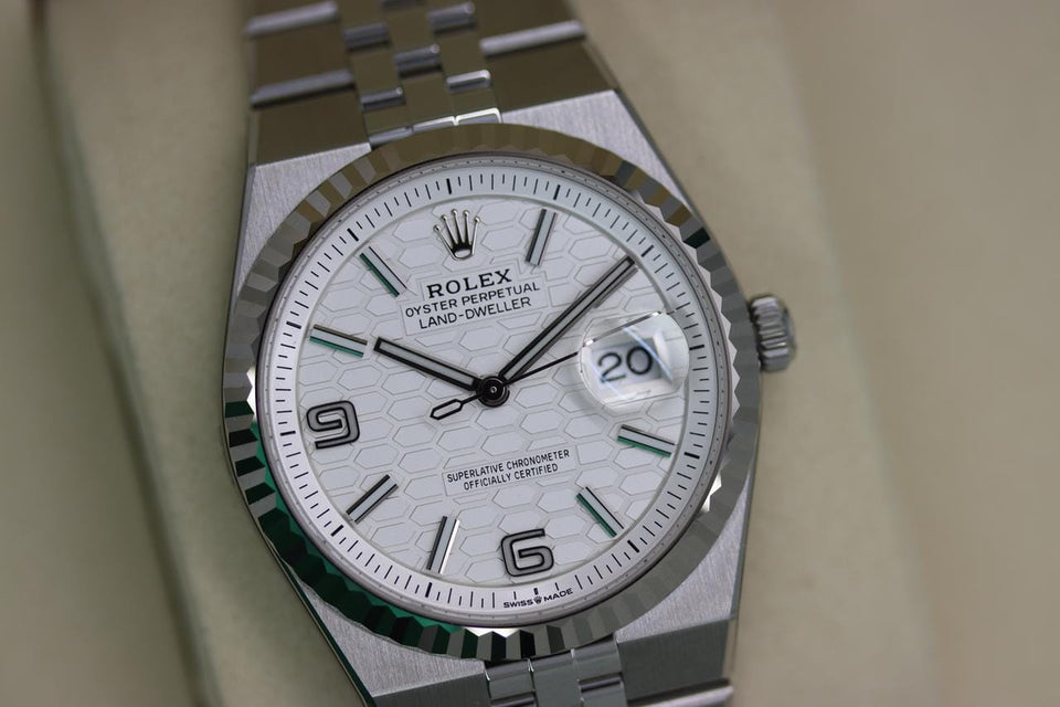 Rolex | Land-Dweller | 127234 | White gold | 36 mm | Steel | White | Automatic
