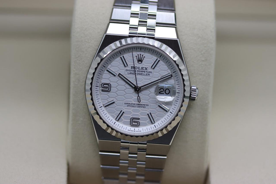 Rolex | Land-Dweller | 127234 | White gold | 36 mm | Steel | White | Automatic