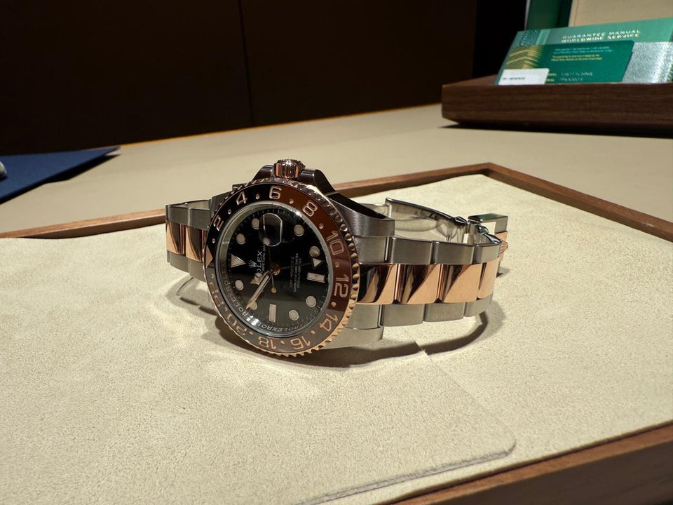 Rolex | GMT-Master II | 126711CHNR | 40 mm | Gold/Steel | Black | Automatic