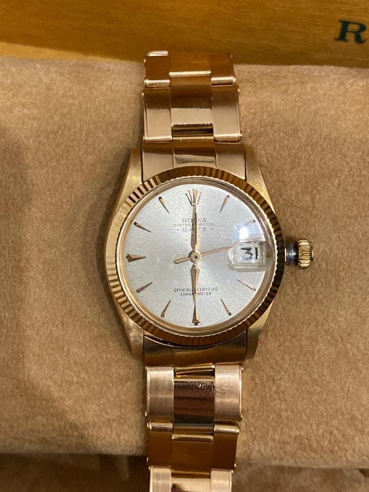 Rolex | Oyster Perpetual | 6627 | Rose gold | 31 mm | Rose gold | Silver | Automatic
