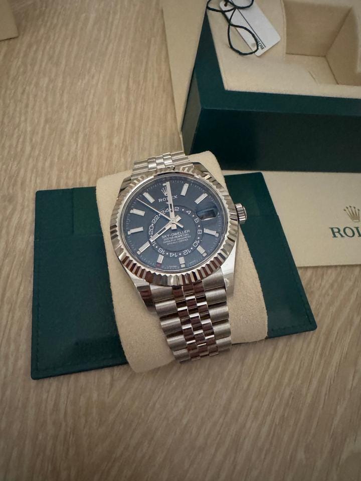 Rolex | Sky-Dweller | 326934 | Gold/Steel | 42 mm | Steel | Blue | Automatic