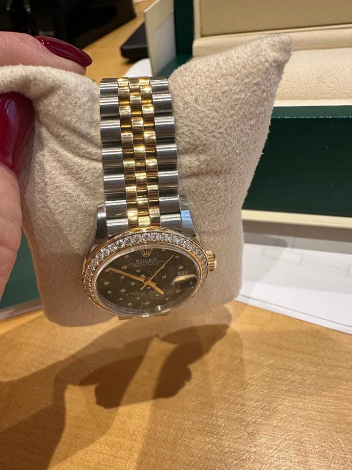 Rolex Datejust Perpetual datejust Beautiful Diamond bezel and green petals with diamond face