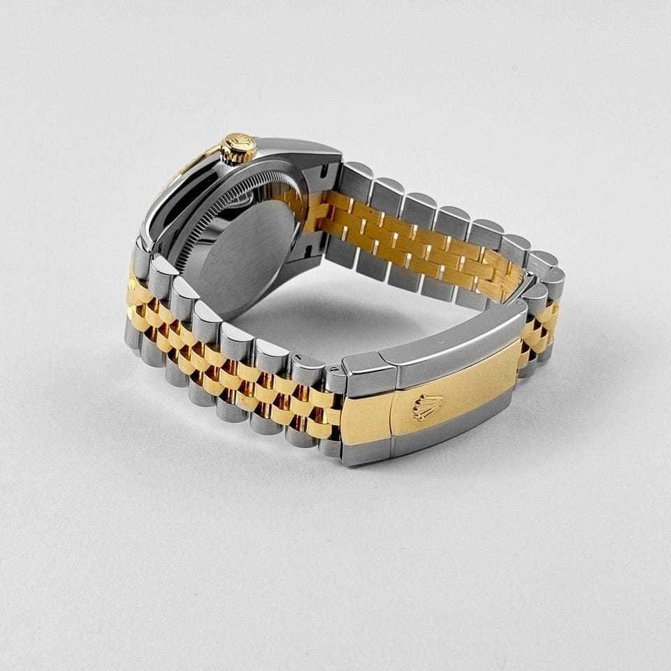 Rolex | Datejust | 126233 | Steel | 36 mm | Gold/Steel | Black | Automatic