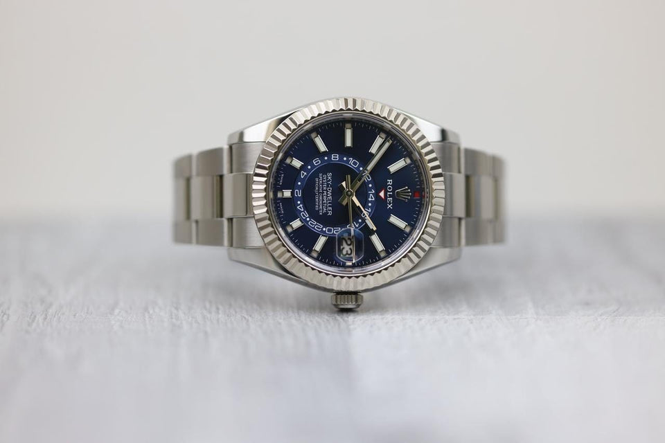 Rolex | Sky-Dweller | 326934 | White gold | 42 mm | Steel | Blue | Automatic
