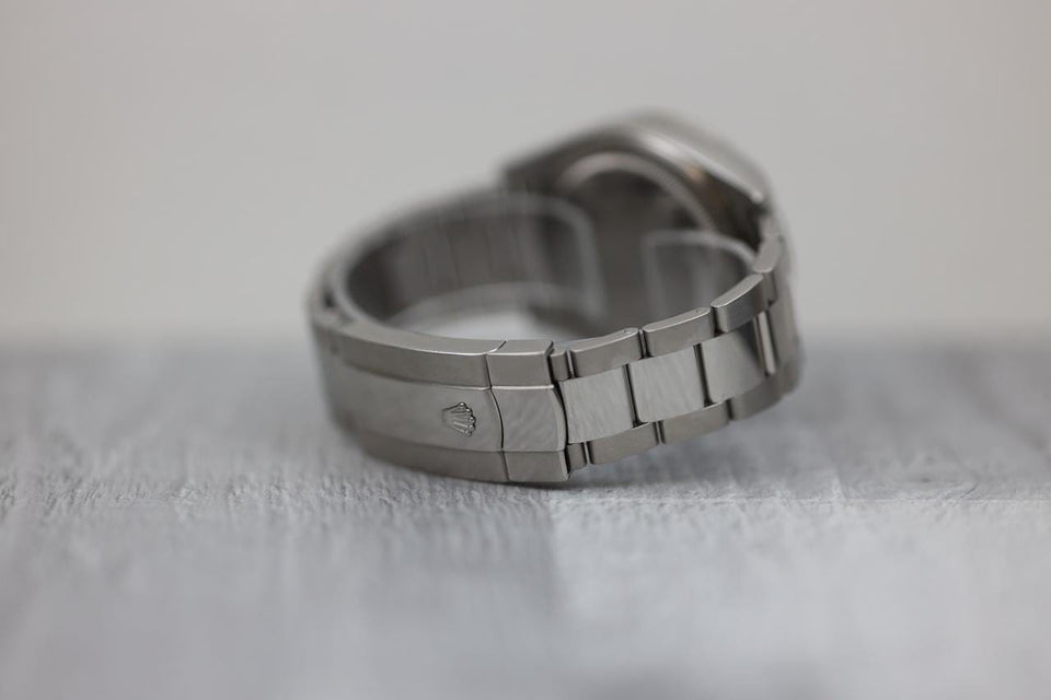 Rolex | Sky-Dweller | 326934 | White gold | 42 mm | Steel | Blue | Automatic