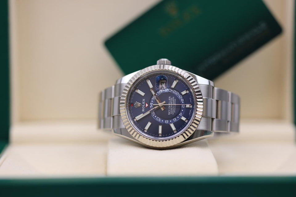 Rolex | Sky-Dweller | 326934 | White gold | 42 mm | Steel | Blue | Automatic