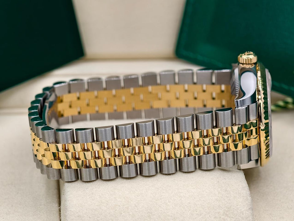Rolex | Datejust | 278273 | Gold/Steel | 31 mm | Gold/Steel | Mother of pearl | Automatic