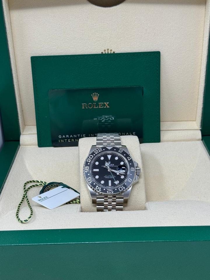 Rolex | GMT-Master II | 126710GRNR | Steel | 40 mm | Steel | Blue | Automatic
