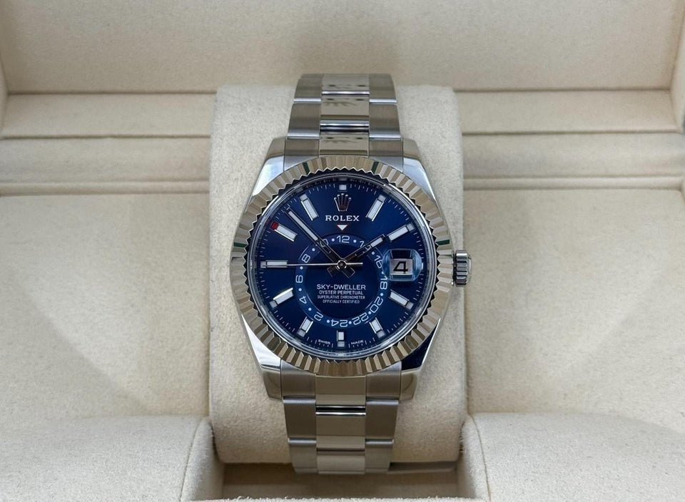 Rolex | Sky-Dweller | 326934 | White gold | 36 mm | Steel | Blue | Automatic