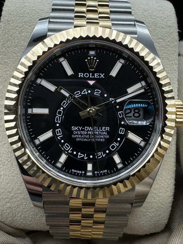 Rolex | Sky-Dweller | 336933 | Gold/Steel | Gold/Steel | Black | Automatic