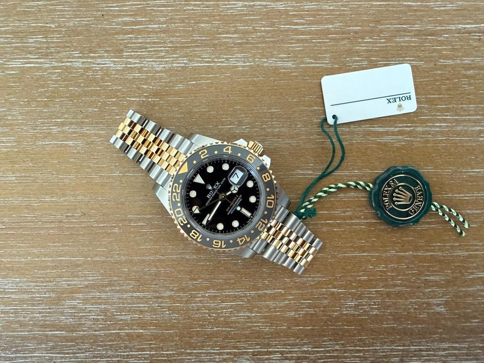 Rolex | GMT-Master II | Rolex GMT Master II 126713GRNR | Gold/Steel | 40 mm | Gold/Steel | Black | Automatic