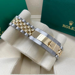 Rolex | GMT-Master II | 126713grnr | Gold/Steel | Gold/Steel | Black | Automatic