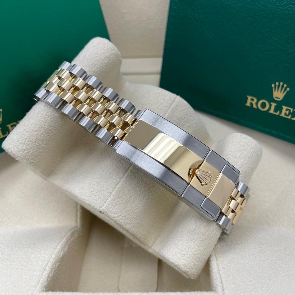 Rolex | GMT-Master II | 126713grnr | Gold/Steel | Gold/Steel | Black | Automatic