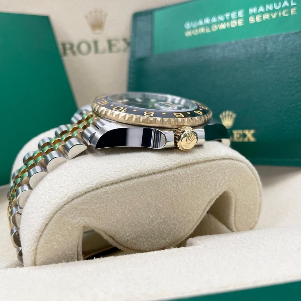 Rolex | GMT-Master II | 126713grnr | Gold/Steel | Gold/Steel | Black | Automatic