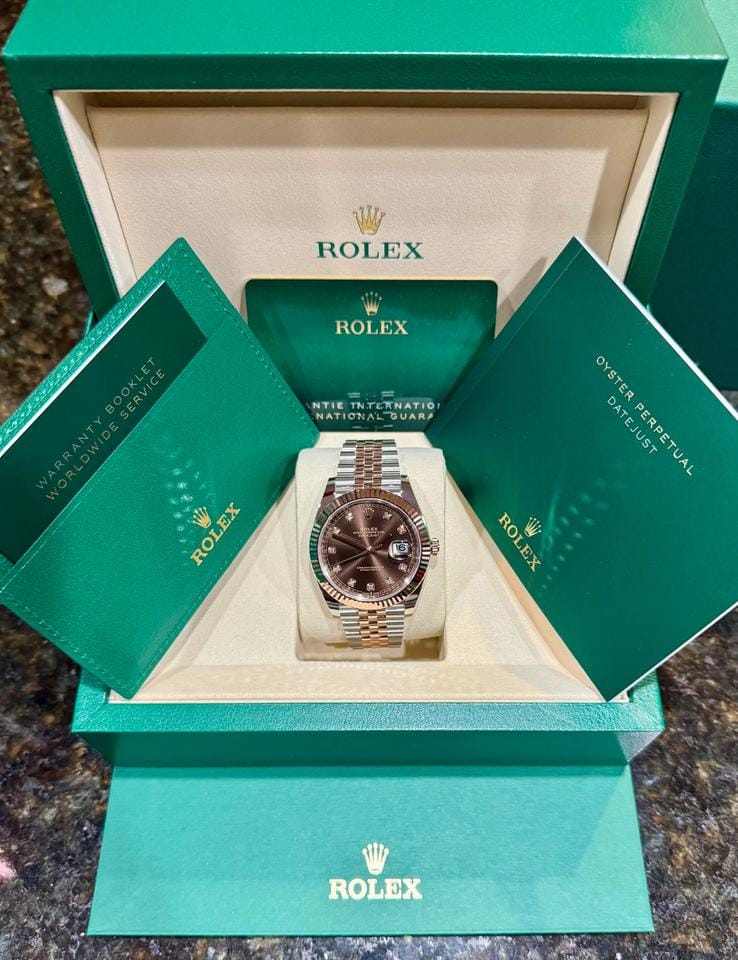 Rolex | Datejust | 126331 | Gold/Steel | 41 mm | Gold/Steel | Black | Automatic