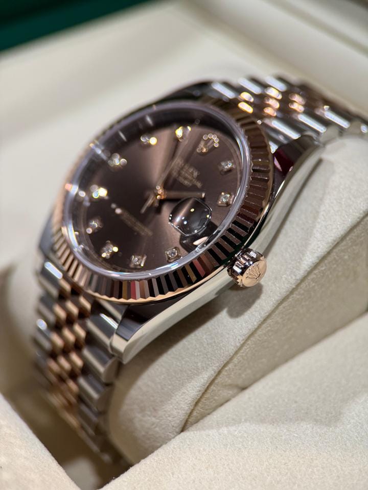 Rolex | Datejust | 126331 | Gold/Steel | 41 mm | Gold/Steel | Black | Automatic